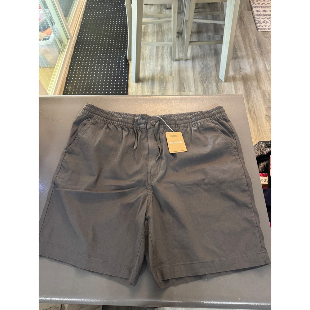 Patagonia Mens Nomader Volley Shorts Forge Grey XL New With Tags 57165